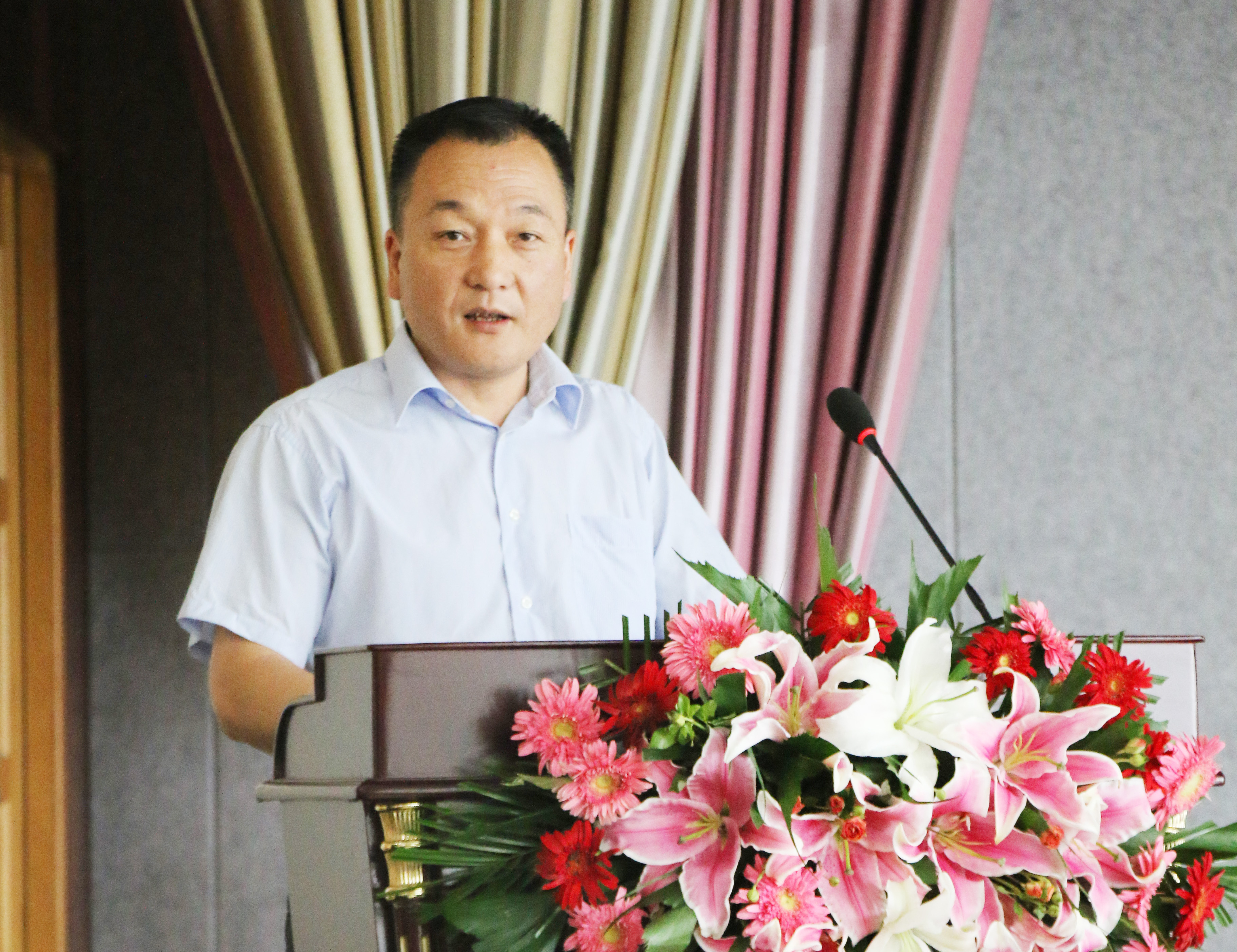 扬帆再起航 | 万象城(中国)乳业集团养殖、饲料事业部2019上半年总结表彰暨下半年工作部署大会隆重召开 扬帆再起航 | 万象城(中国)乳业集团养殖、饲料事业部2019上半年总结表彰暨下半年工作部署大会隆重召开