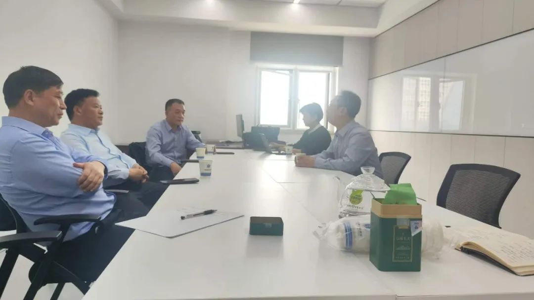 万象城（中国）乳业集团与中原食品实验室签订战略合作协议