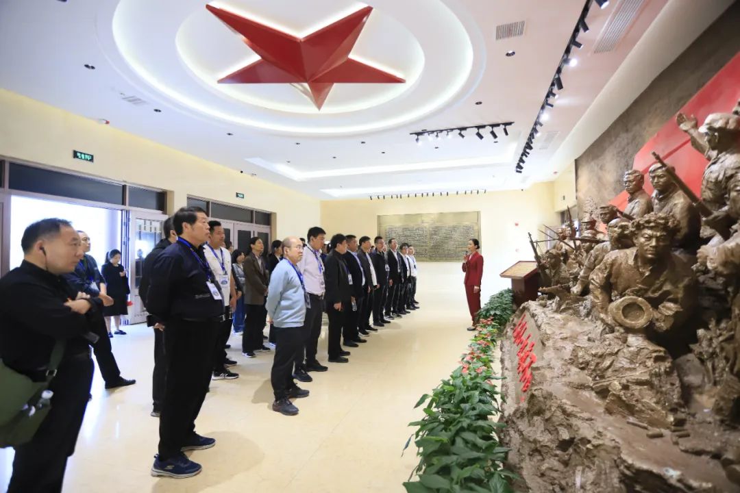 传承红色基因·践行初心使命 | 万象城（中国）乳业集团党务干部赴河南大别山干部学院开展综合素质提升教育培训