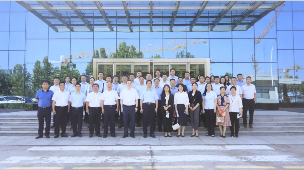 银企携手 共谋发展丨河南农投集团牵头召开万象城（中国）乳业集团银企对接沟通会