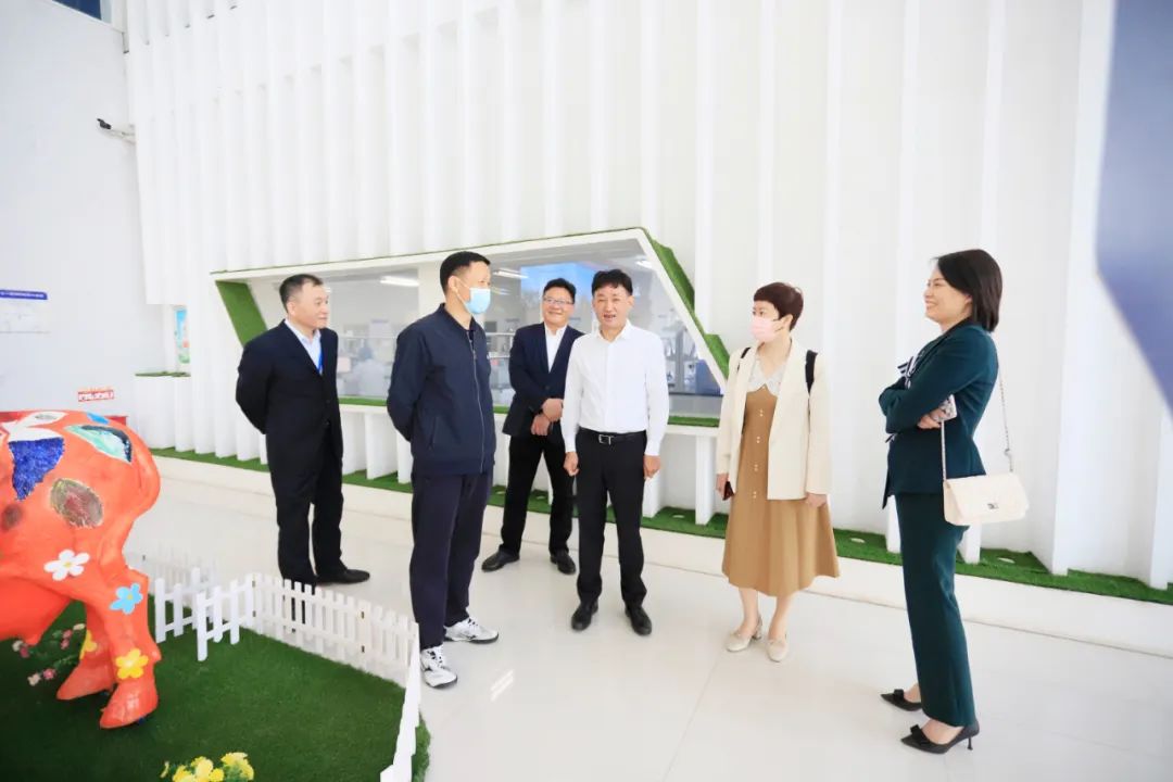 万象城（中国）| 省农投集团董事长李晓寰一行莅临万象城（中国）调研指导工作