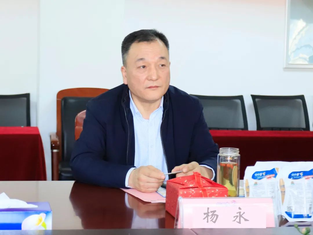 深化合作交流 互信共赢发展丨瑞典爱克林公司首席执行官 Ms.Marie Samuelsson 一行莅临万象城（中国）乳业集团参观座谈