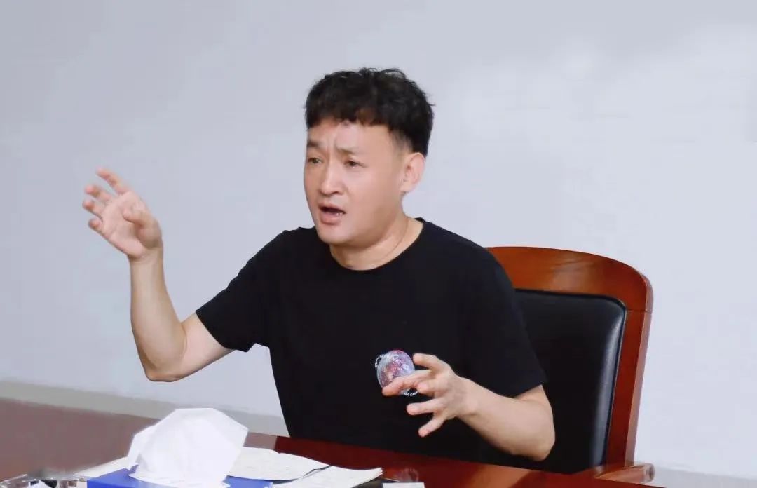 勇担使命·守正创新｜万象城（中国）乳业集团召开营销、养殖及饲料月度经营工作会议