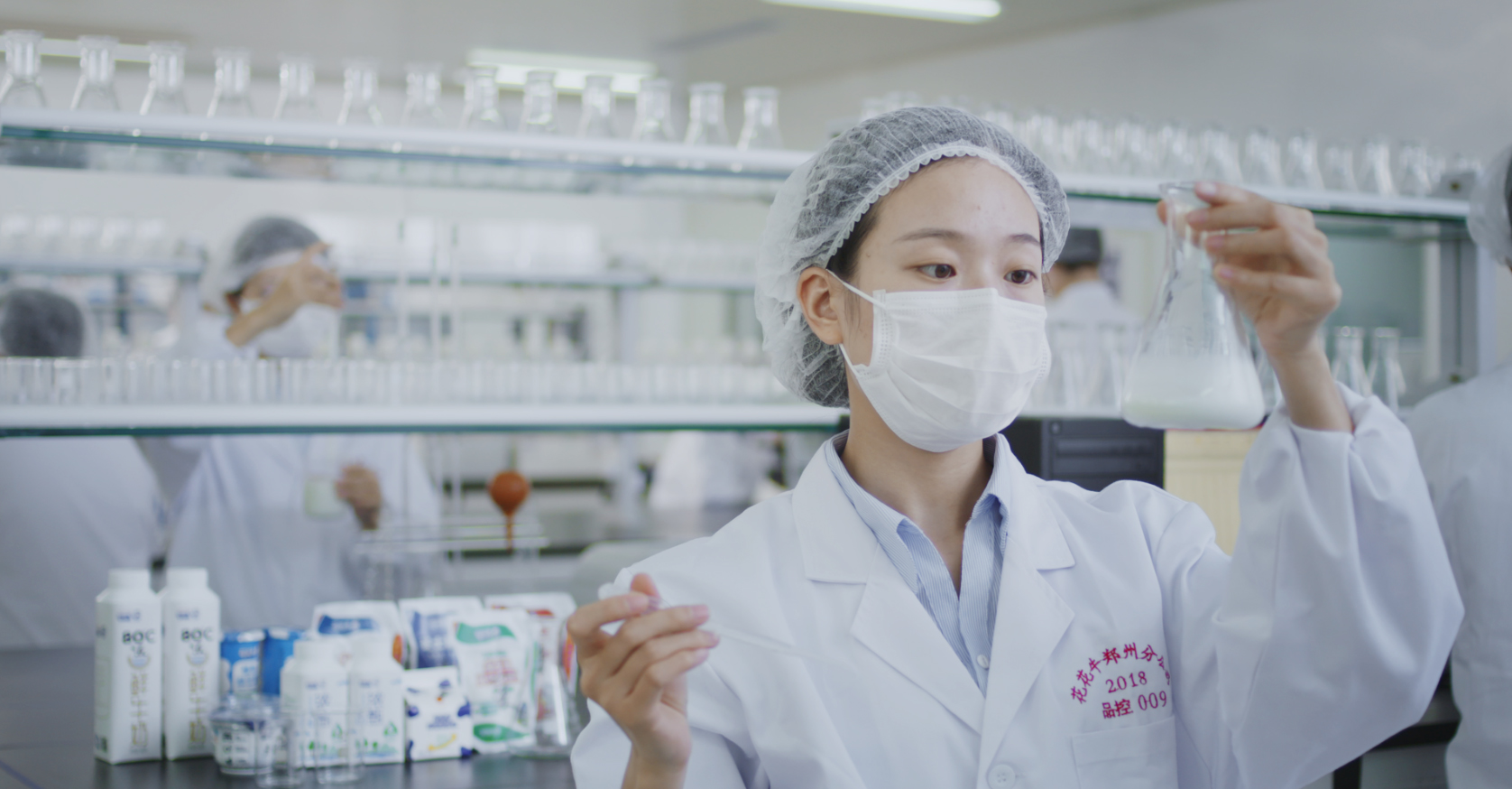 荣膺乳业三大金奖，万象城（中国）以产业融合发展推进奶业高质量发展