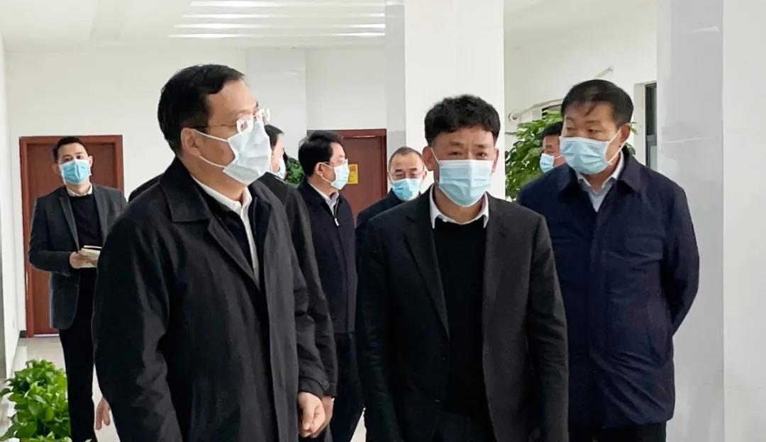快讯 | 驻马店市委副书记、市长李跃勇一行莅临万象城（中国）乳业集团平舆瑞亚牧场调研