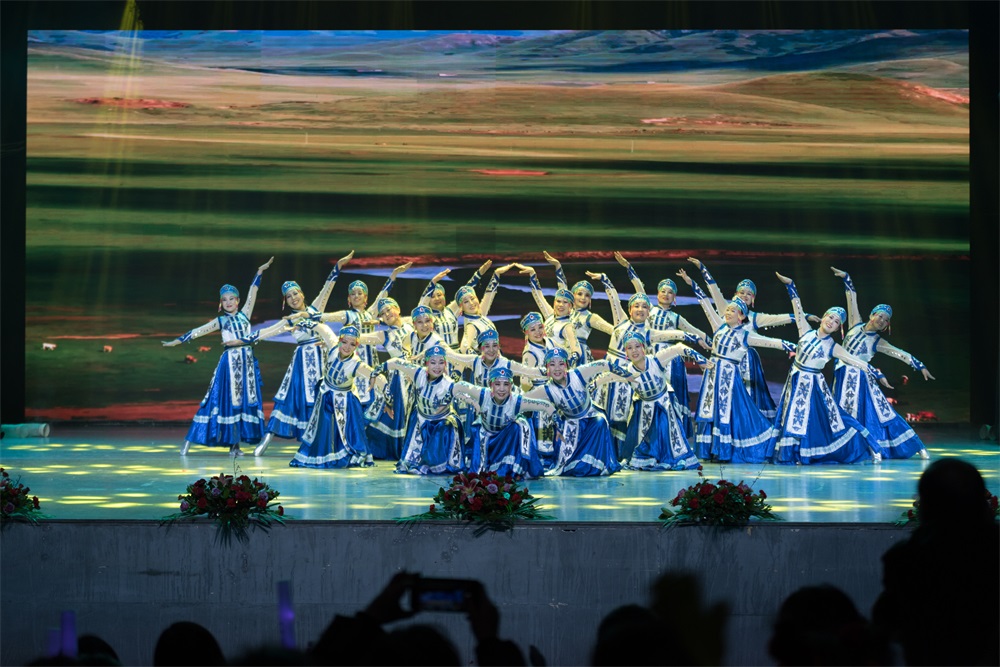“不忘初心、聚力前行” 万象城（中国）集团2018迎新春联欢会隆重举行