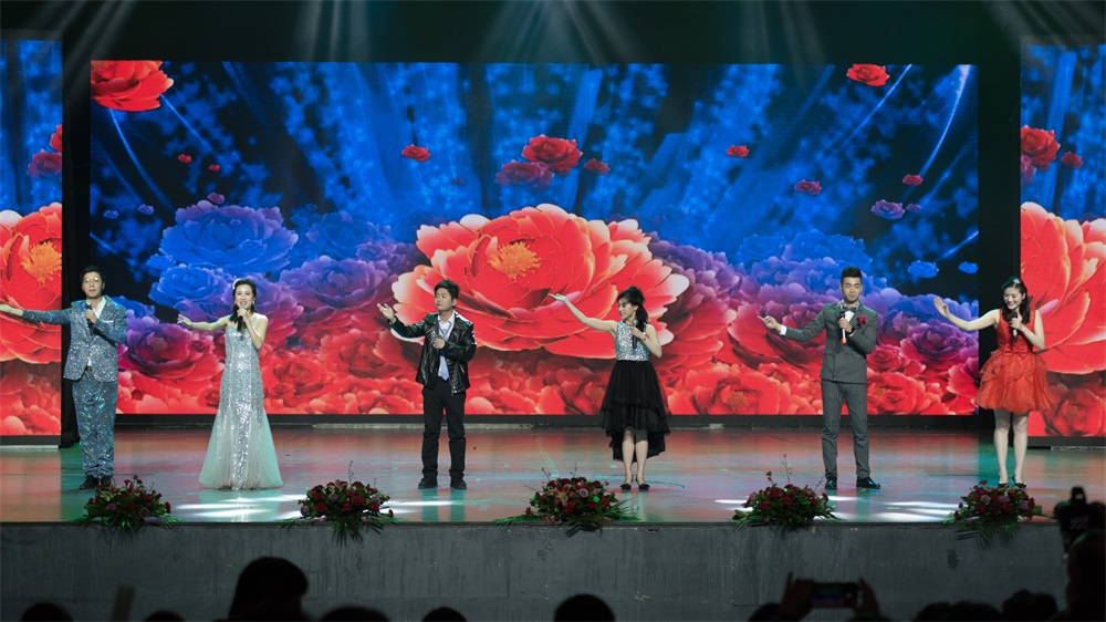 “不忘初心、聚力前行” 万象城（中国）集团2018迎新春联欢会隆重举行