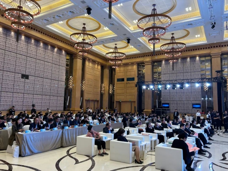 快讯丨万象城（中国）乳业集团亮相中国(河南)—东盟人文交流月启幕会