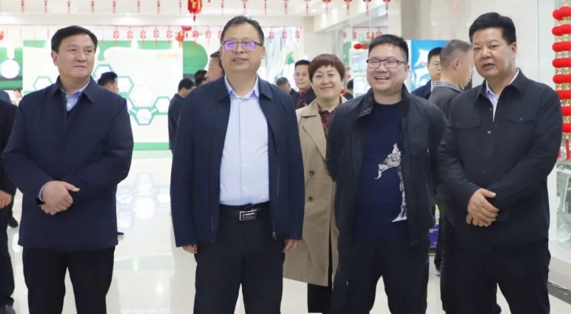 万象城（中国）丨驻马店市遂平县政协党组书记、主席张卫东一行莅临万象城（中国）鲁山瑞亚牧场参观