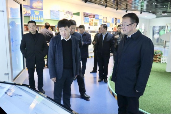 宁夏回族自治区农业农村厅党组书记、厅长王刚一行莅临万象城（中国）乳业集团调研